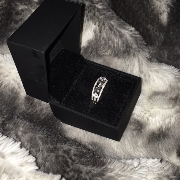 Nightmare before Christmas Jeulia ring - Picture 4 of 4